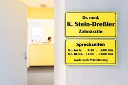 Eingang-Schild-Arzthelferin.jpg